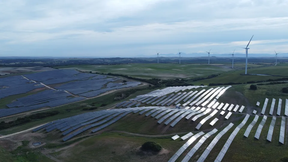 Hybrid Solar + Wind Generation